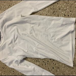 WHITE LOMGSLEEVE